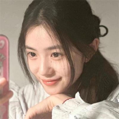 金山上的树叶